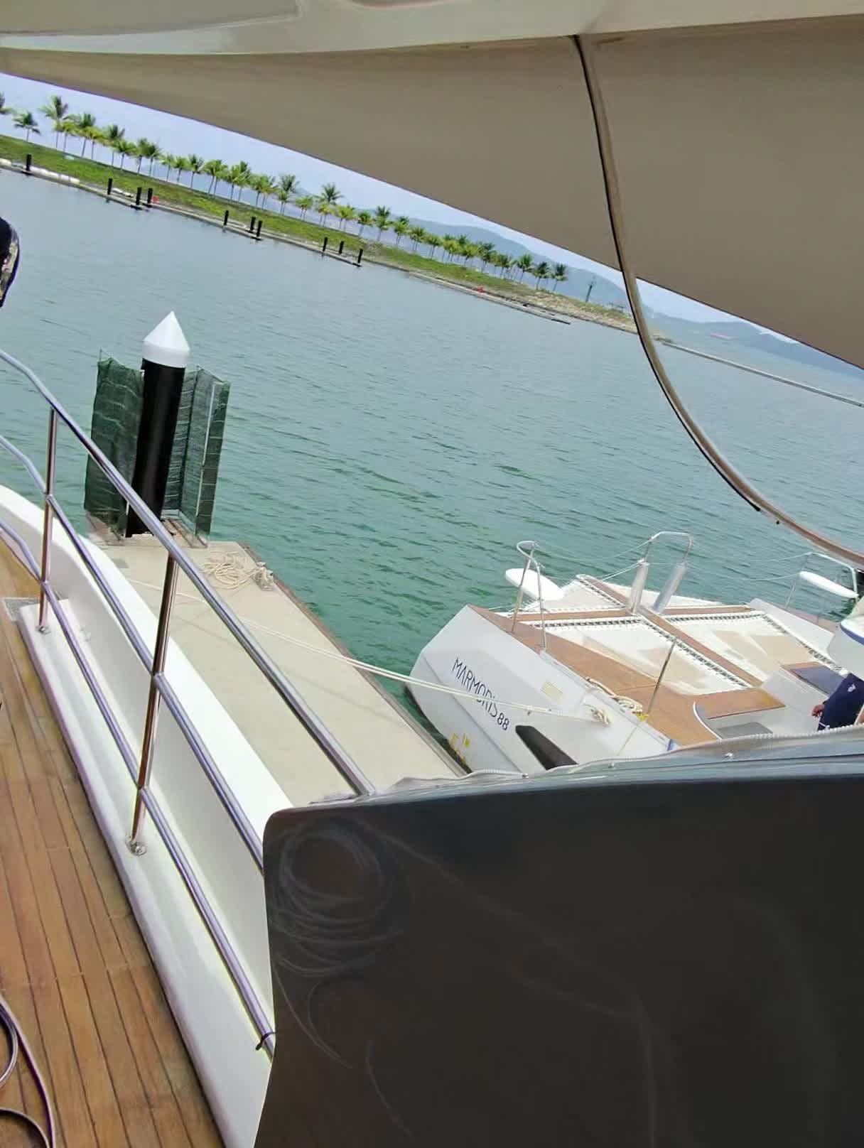 Du thuyền Marmoris Yachting