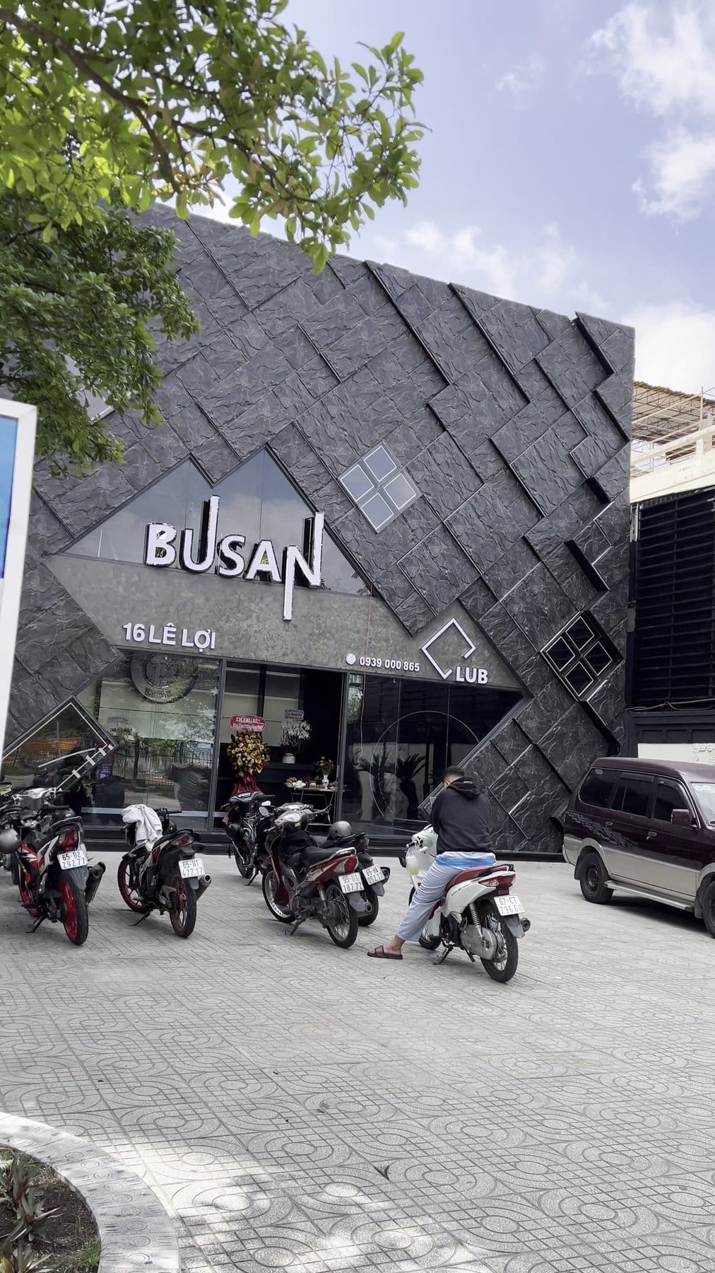 Setup Màn Hình LED & Cố Vấn Kỹ Thuật Vận Hành BUSAN Club Cần Thơ