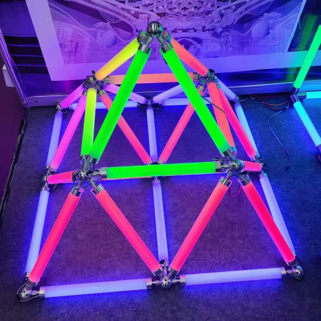 Mood board ý tưởng thiết kế LED Madrix 3D FOMO Beer Club Đà Nẵng - ảnh 11/12